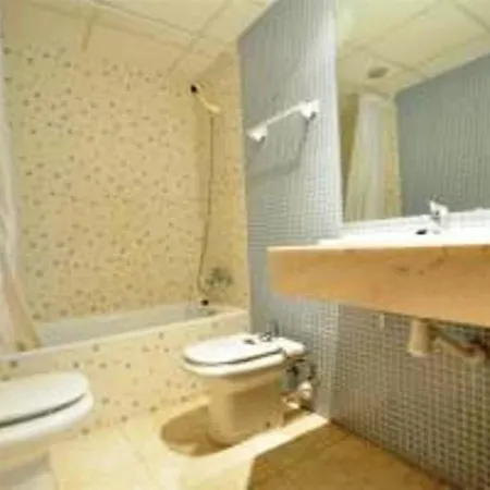 Lluis Millet 52 Apt1