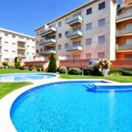 Lluis Millet 52 Apt1 Hotel